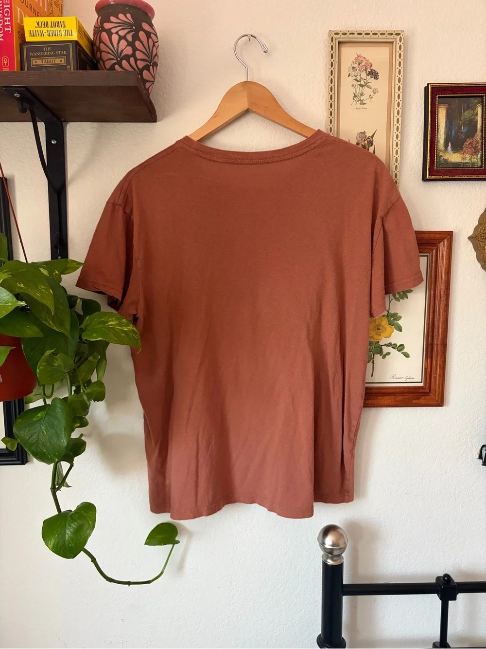 Def Leppard Graphic Tee - Rust Brown